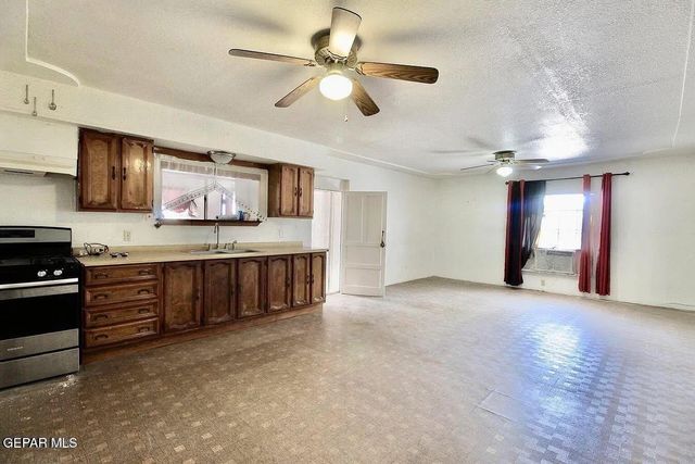 9967 Gideon Circle, Socorro, TX 79927