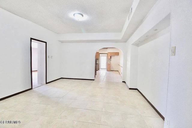 9967 Gideon Circle, Socorro, TX 79927