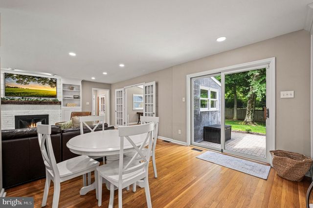 6 BRADFORD TER, Newtown Square, PA 19073
