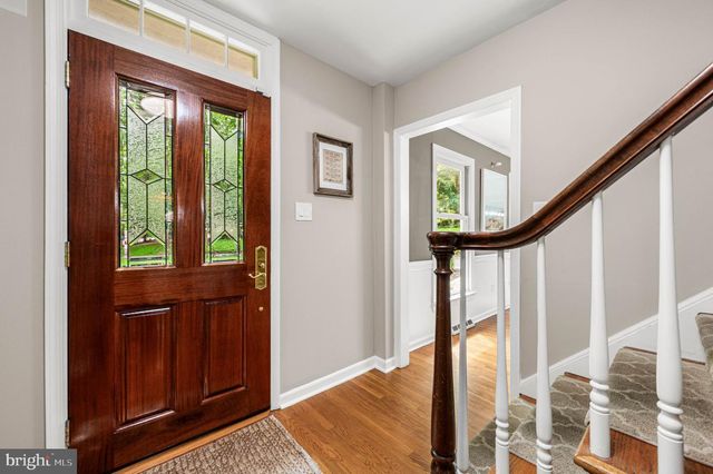 6 BRADFORD TER, Newtown Square, PA 19073