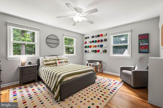 6 BRADFORD TER, Newtown Square, PA 19073