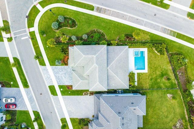 12289 Waterstone Circle, Palm Beach Gardens, FL 33412