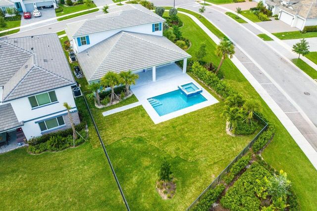 12289 Waterstone Circle, Palm Beach Gardens, FL 33412