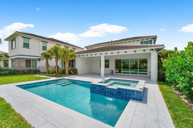 12289 Waterstone Circle, Palm Beach Gardens, FL 33412