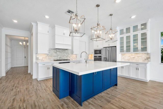 12289 Waterstone Circle, Palm Beach Gardens, FL 33412