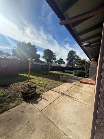 6917 Plaza Terrace, Lucerne, CA 95458