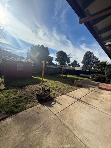 6917 Plaza Terrace, Lucerne, CA 95458