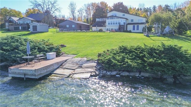 286 River Road, Waddington, NY 13694