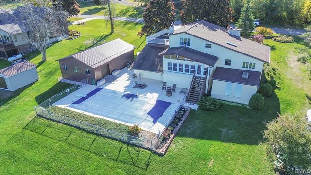 286 River Road, Waddington, NY 13694