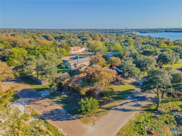 17 S ARCHER, Belton, TX 76513