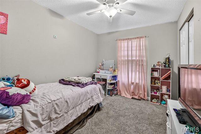 120 Greenbrier Boulevard, Festus, MO 63028