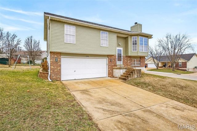 120 Greenbrier Boulevard, Festus, MO 63028