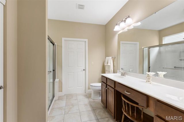 57 Burgundy Place Drive, Dardenne Prairie, MO 63368
