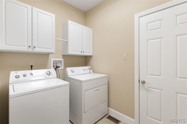 57 Burgundy Place Drive, Dardenne Prairie, MO 63368