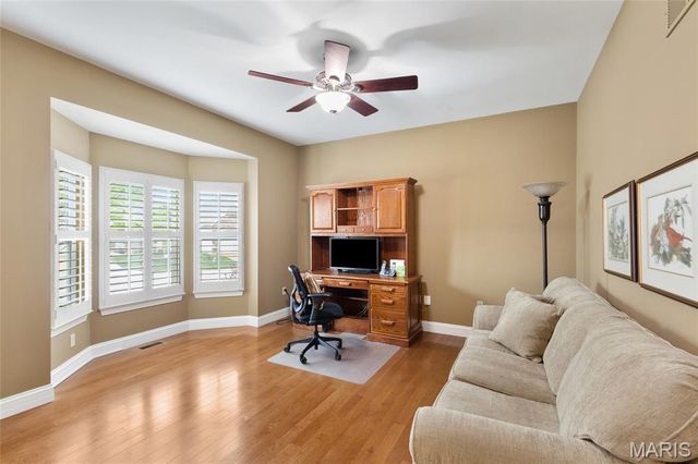 57 Burgundy Place Drive, Dardenne Prairie, MO 63368