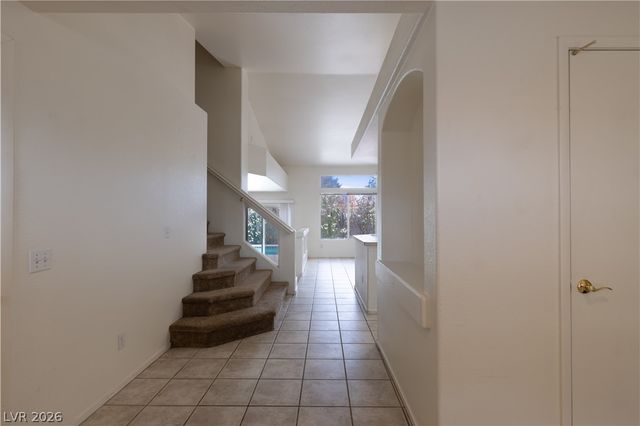 9882 Silver Chimes Court, Las Vegas, NV 89183