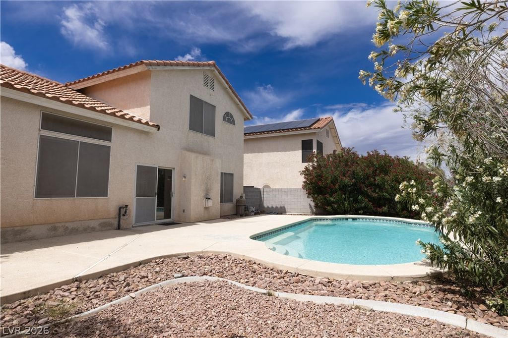 Image 10 of property listing at 9882 Silver Chimes Court, Las Vegas, NV 89183
