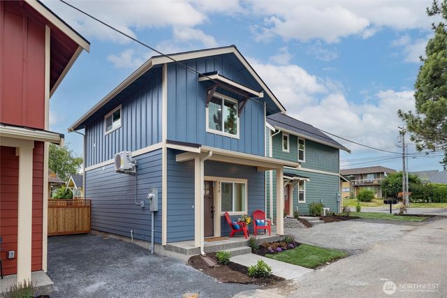 210 Carolina St, Bellingham, WA 98225