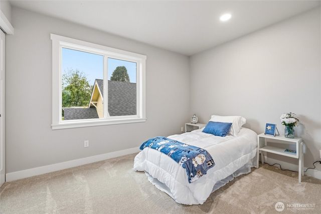 210 Carolina St, Bellingham, WA 98225