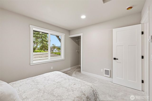 210 Carolina St, Bellingham, WA 98225