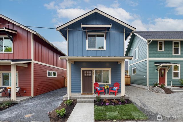 210 Carolina St, Bellingham, WA 98225