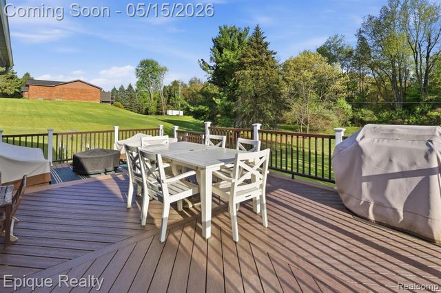 4094 E M 36, Pinckney, MI 48169