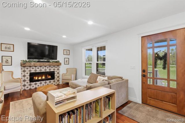 4094 E M 36, Pinckney, MI 48169