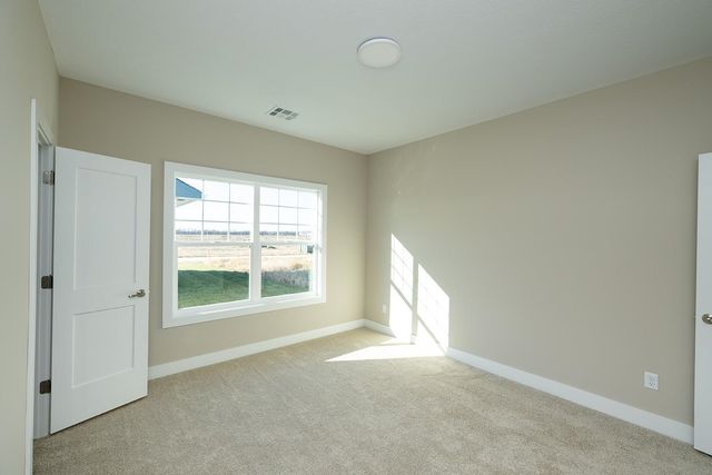 3525 N Azalea, Wichita, KS 67205