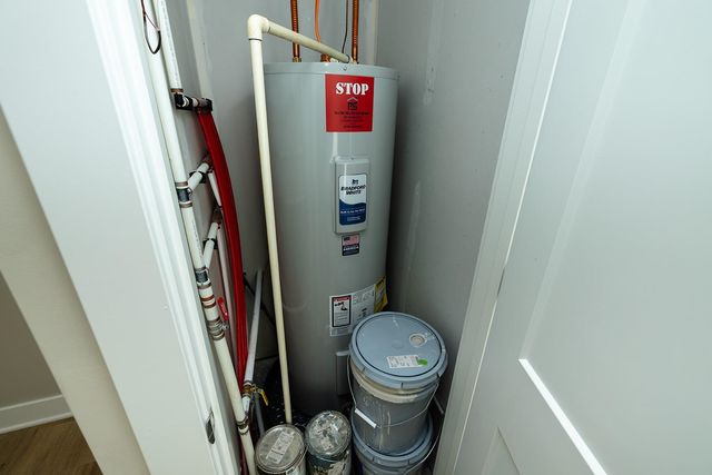 3525 N Azalea, Wichita, KS 67205