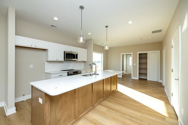 3525 N Azalea, Wichita, KS 67205