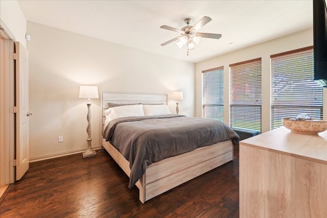 320 Gotland Drive, Grand Prairie, TX 75052