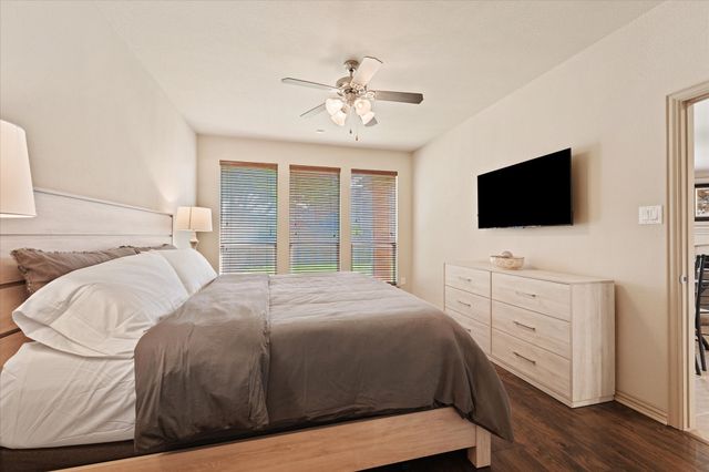 320 Gotland Drive, Grand Prairie, TX 75052