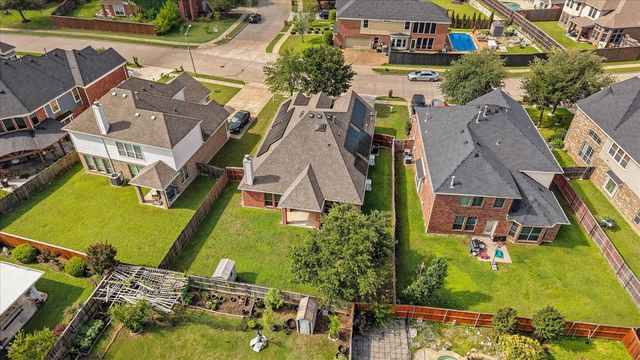 320 Gotland Drive, Grand Prairie, TX 75052