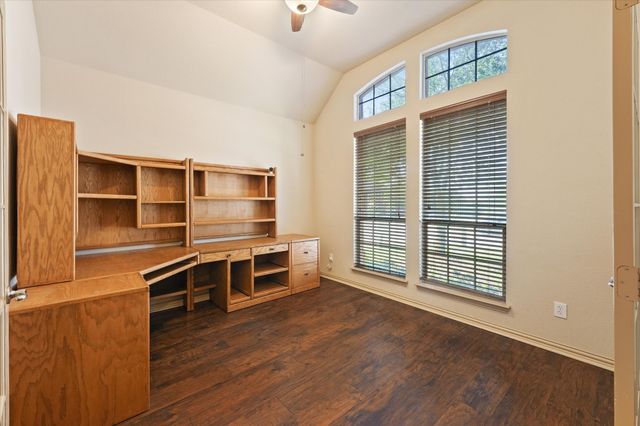 320 Gotland Drive, Grand Prairie, TX 75052