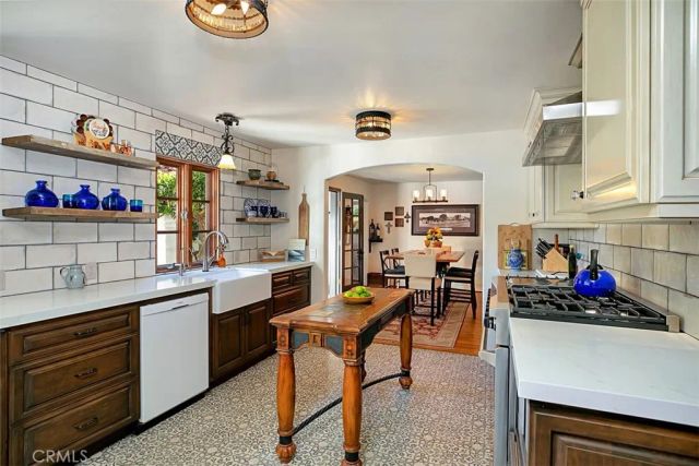 31462 El Camino Real, San Juan Capistrano, CA 92675