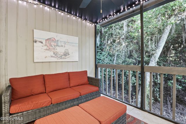 1 Gloucester Rd Apt 305, Hilton Head Island, SC 29928
