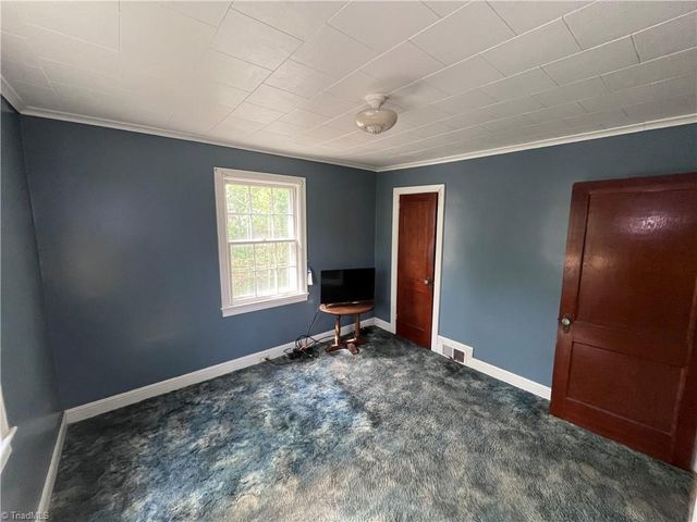 3729 Main Street, Winston-salem, NC 27127