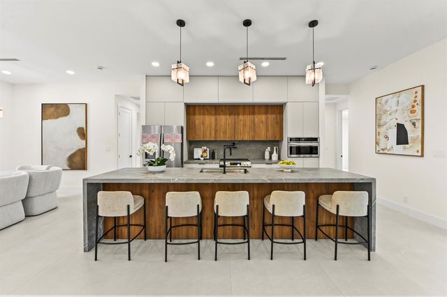 621 NW 42nd Avenue, Coconut Creek, FL 33066
