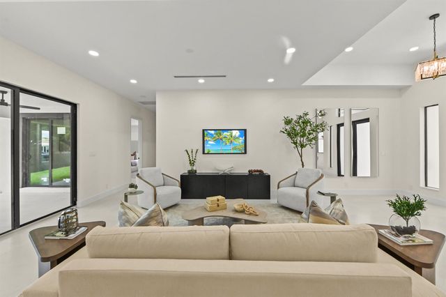 621 NW 42nd Avenue, Coconut Creek, FL 33066