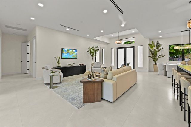 621 NW 42nd Avenue, Coconut Creek, FL 33066
