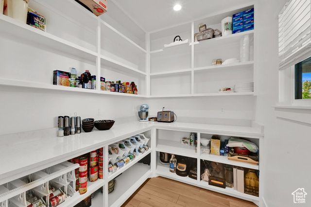 532 S 1450 W, Farmington, UT 84025