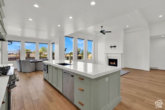 532 S 1450 W, Farmington, UT 84025