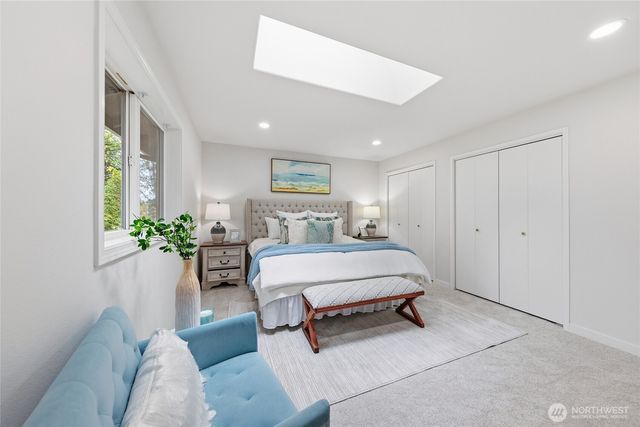 17801 38th Pl W, Lynnwood, WA 98037