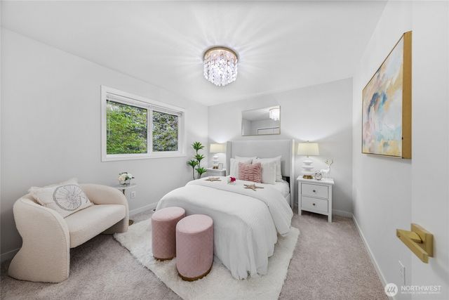 17801 38th Pl W, Lynnwood, WA 98037