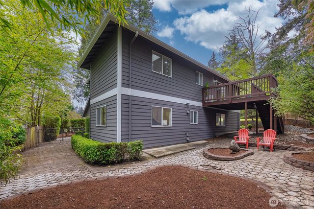 17801 38th Pl W, Lynnwood, WA 98037
