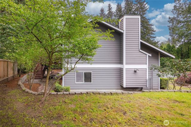 17801 38th Pl W, Lynnwood, WA 98037