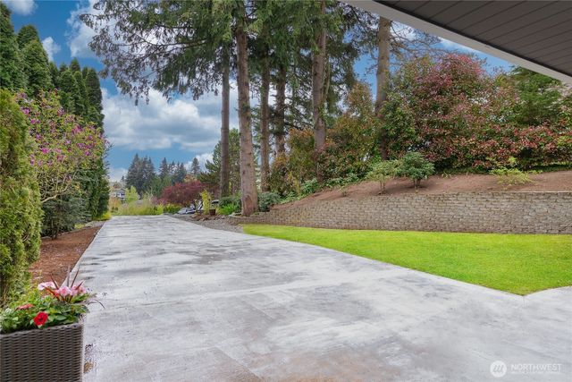 17801 38th Pl W, Lynnwood, WA 98037