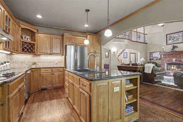 7704 S 2nd Street, Broken Arrow, OK 74011