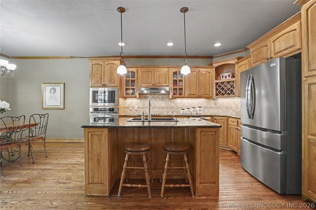 7704 S 2nd Street, Broken Arrow, OK 74011