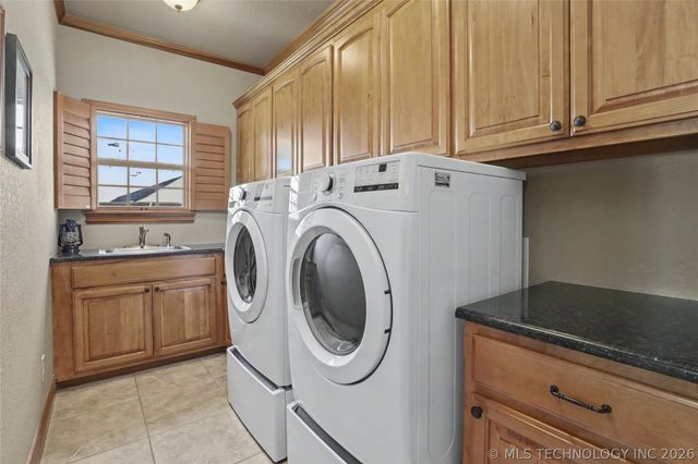 7704 S 2nd Street, Broken Arrow, OK 74011